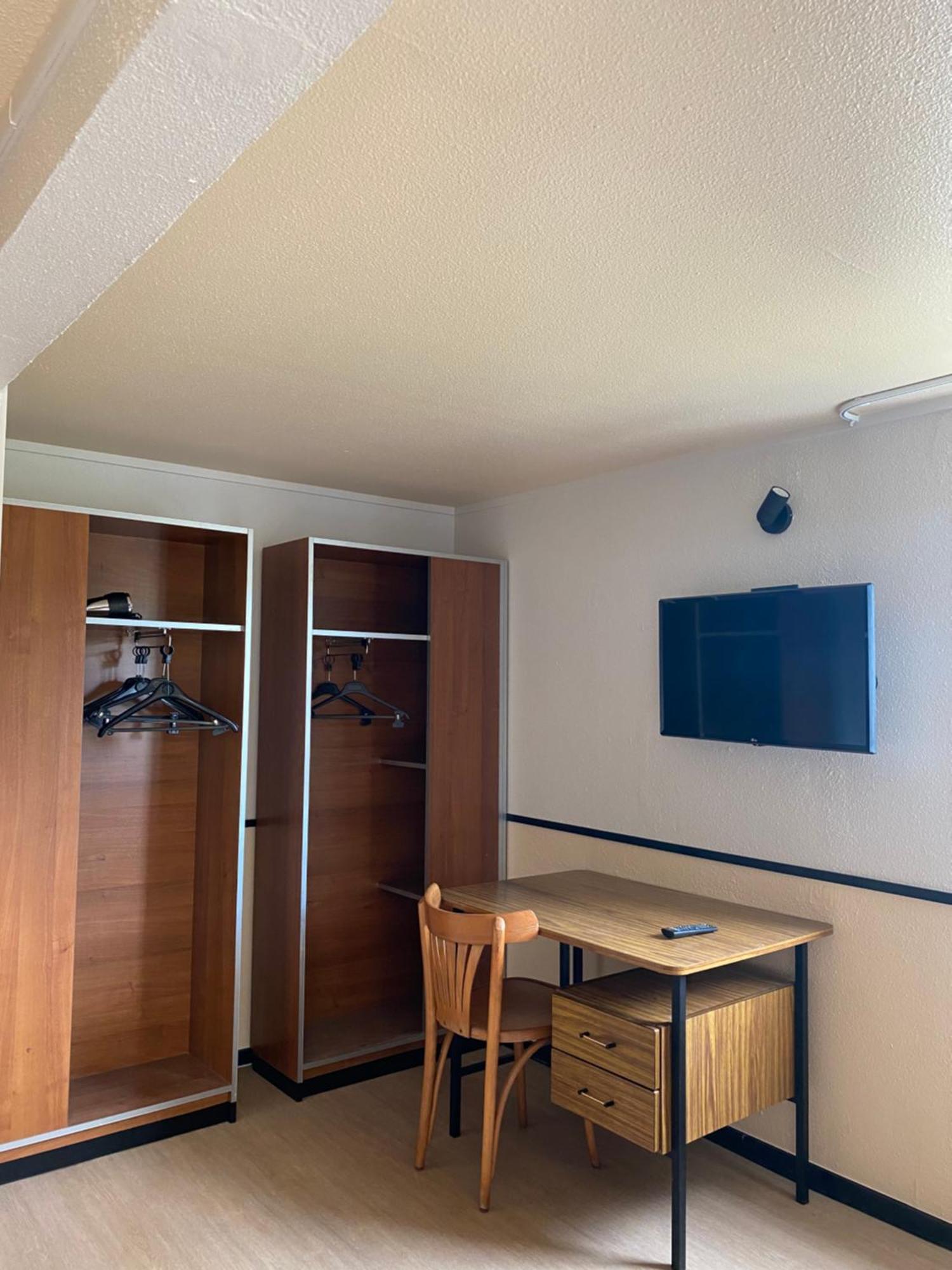 Greet Hotel Villeneuve La Garenne - Renove Luaran gambar