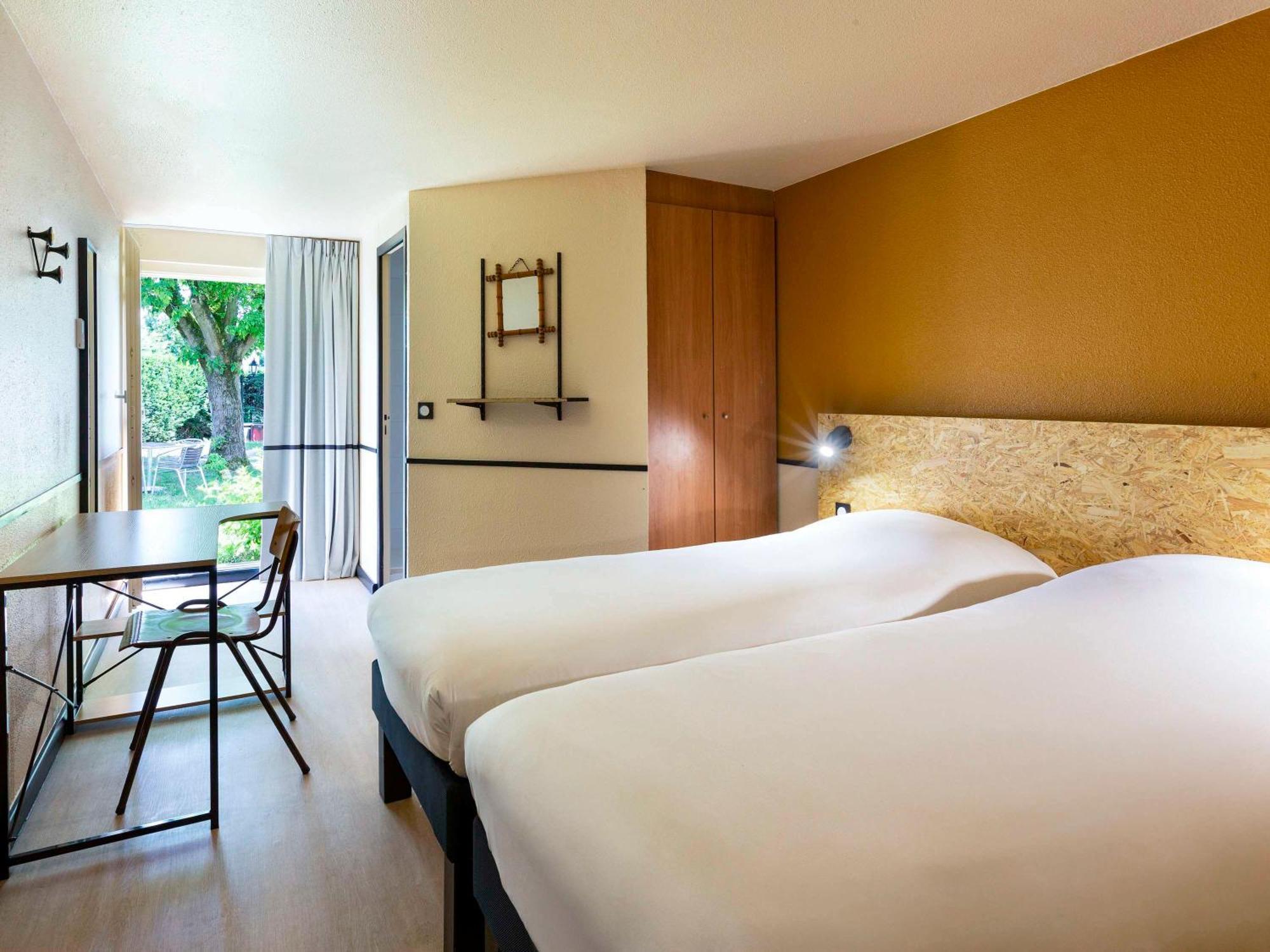 Greet Hotel Villeneuve La Garenne - Renove Luaran gambar