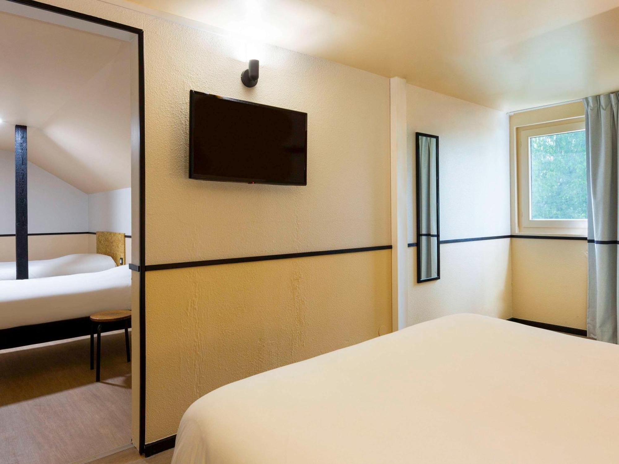 Greet Hotel Villeneuve La Garenne - Renove Luaran gambar