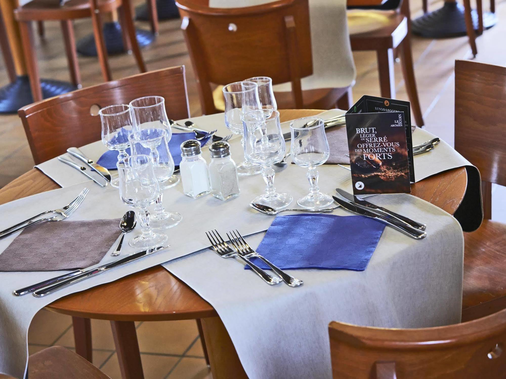 Greet Hotel Villeneuve La Garenne - Renove Luaran gambar