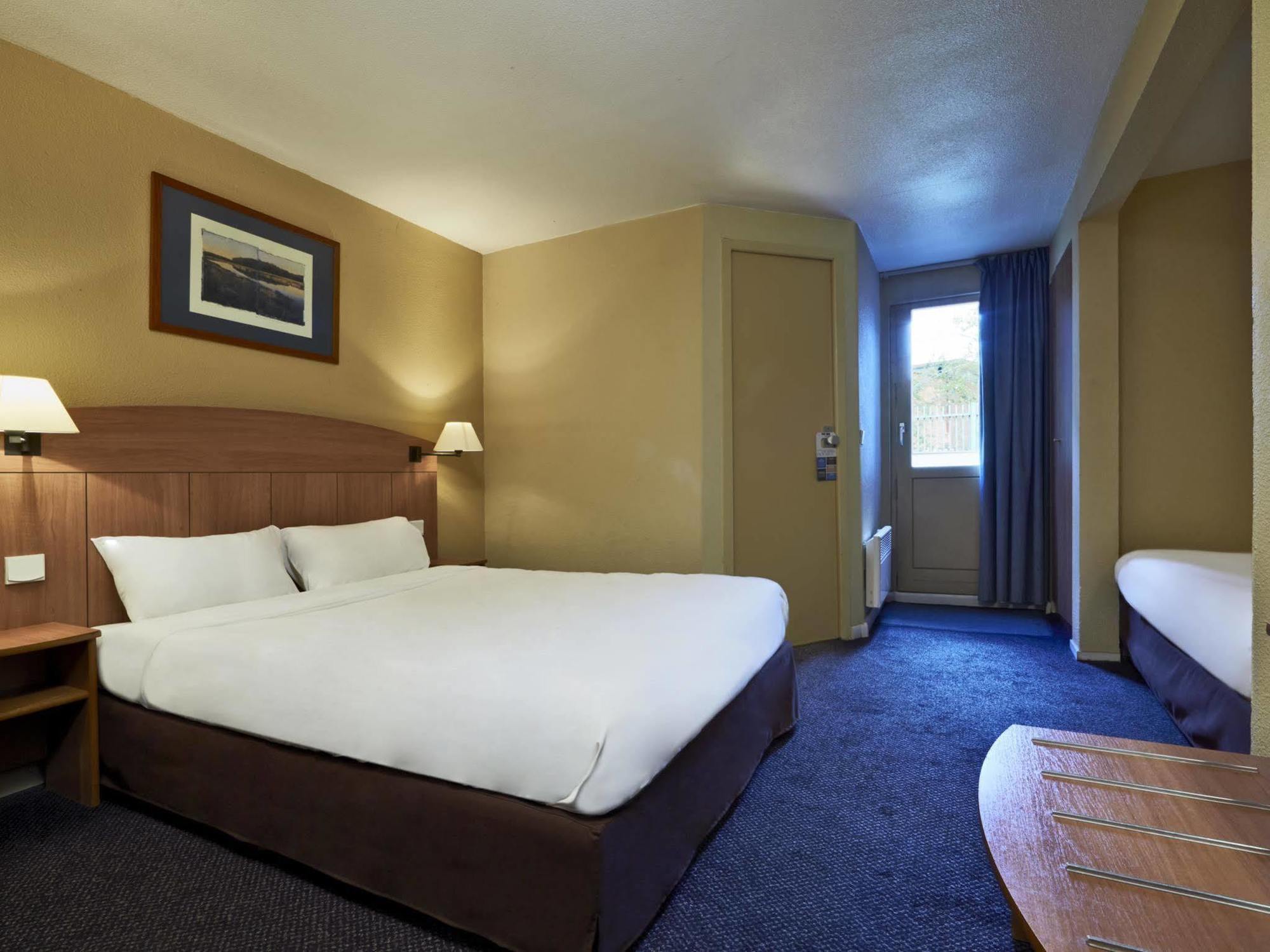 Greet Hotel Villeneuve La Garenne - Renove Luaran gambar